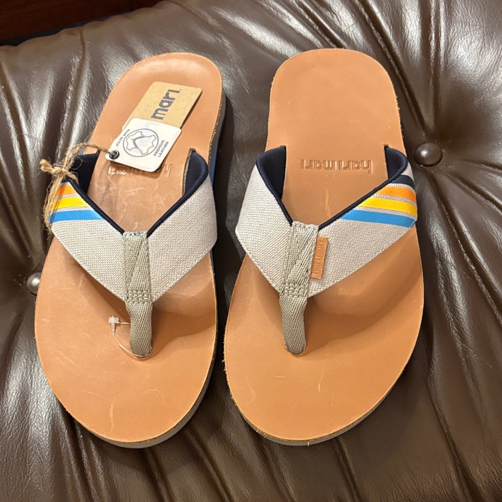 Men's hari Mari with Striped Straps